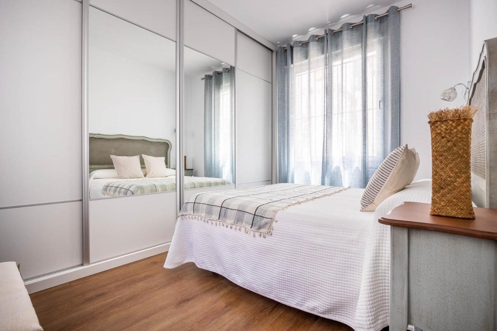 Apartamentos Poemas & Rimas De Becquer Sevilla Kültér fotó